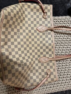Louis Vuitton inside out, limited edition, Rose ballerina